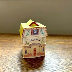 The Lenox Spice Village Allspice House Fine Porcelain Jar 1989 In Box
